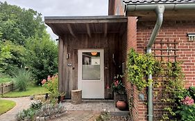 Ferienzimmer Neuhaus - Unterkunft Fuer Wanderer